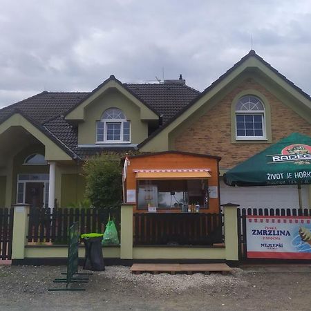 Nocleh Na Jihu Lägenhet Veselí nad Moravou Exteriör bild